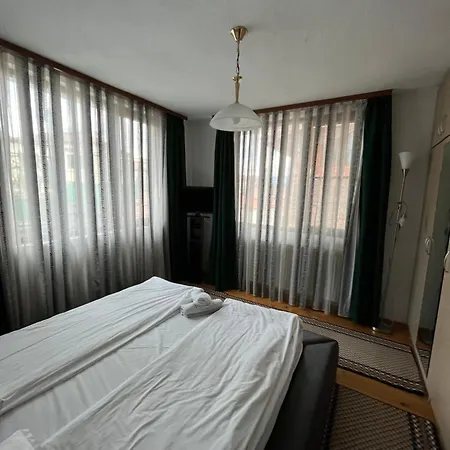 Guest house Bayrakova *
