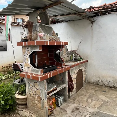 Bayrakova 多布里尼什特