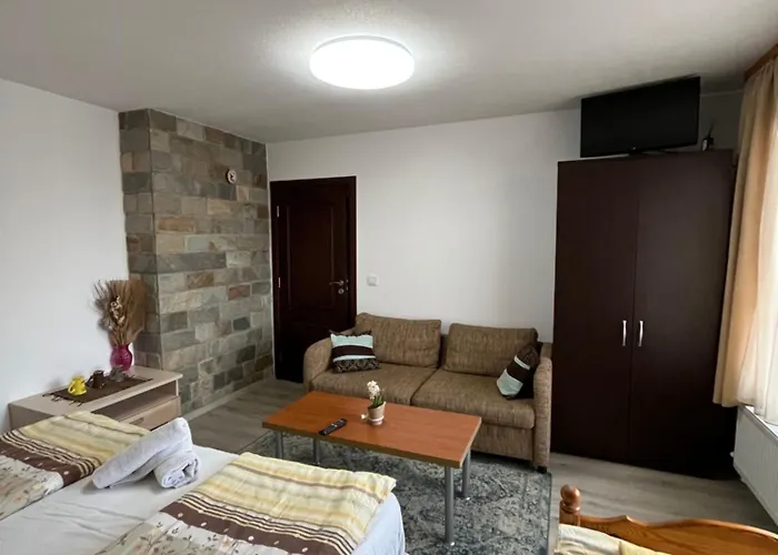 게스트하우스 Bayrakova